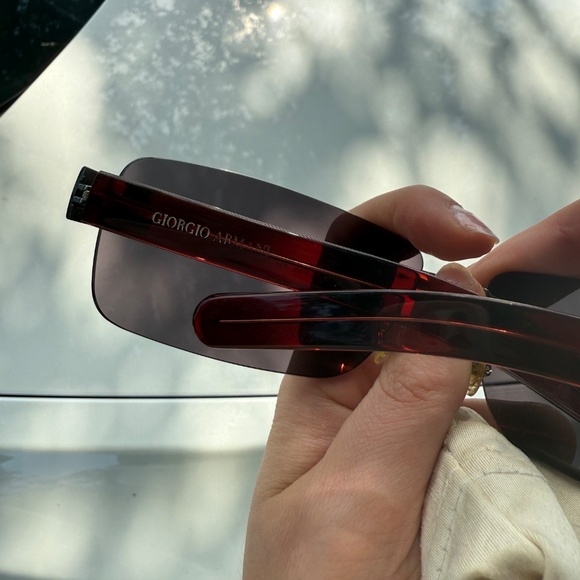 Sunglasses - Picture 5 of 7